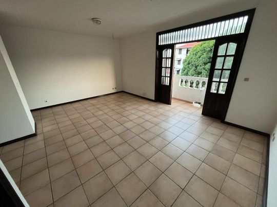 Location appartement 1 pièce, 31.00m², Cayenne - Photo 1