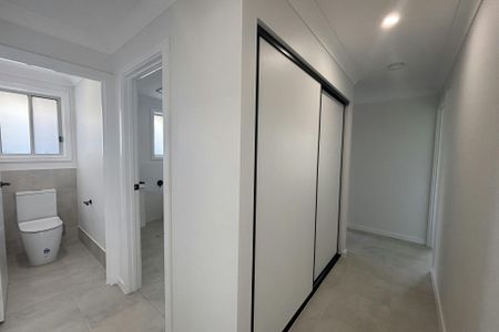 BRAND NEW FOUR BEDROOM FAMILY HOME - Photo 2