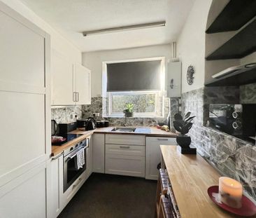 2 bedroom end of terrace house to rent - Photo 6