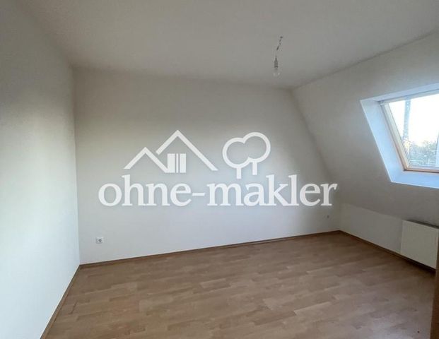 Helle 3,5-Zimmer-Dachgeschosswohnung mit ca. 80 m² in Gelsenkirchen-Bismarck – ab sofort bezugsfrei - Photo 1