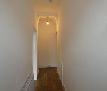 2 bed flat to rent in Trewhitt Road, Heaton, NE6 - Photo 2