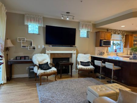 Stunning Southwest-Facing Corner Unit at The Madison! 2 Bedroom - 2 Bathroom - Photo 3