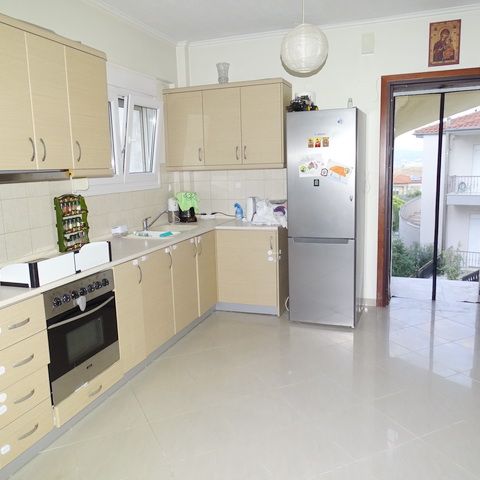 APARTMENT 125 SQ.M. FURNISHED OR EMPTY AND IN A CENTRAL POINT IN PLAGIARI. - Photo 1