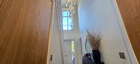 Ashtree Croft Grove, Micklefield, Leeds, West Yorkshire - Photo 5