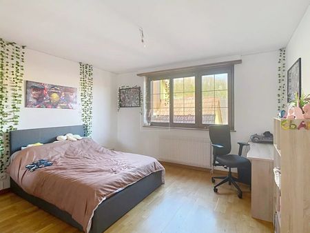 Appartement 4 pièces à - Photo 4