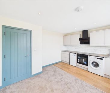 1 BED Apartment To rent - Photo 6
