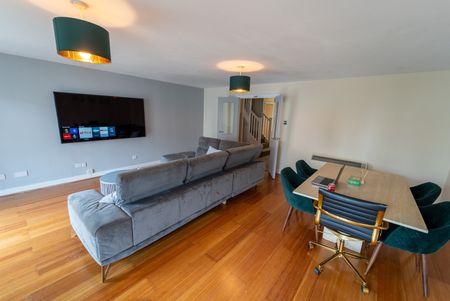 3 Bed Penthouse, The Mailbox, B1 - Photo 2