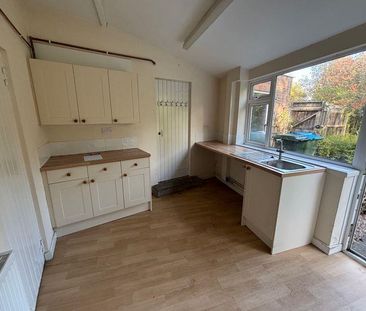 4 bedroom detached house to rent - Photo 6