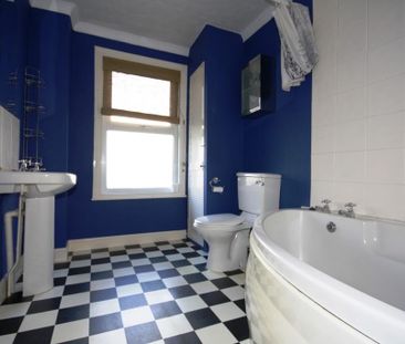 2 bedroom terraced house to rent - Photo 6