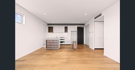 Partially furnished Luxury Apartment with air con, Floorboards - Photo 5