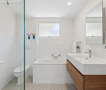 Newport, 4/32 Ross Street - Photo 1