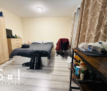 1 bedroom in a house share to rent - Photo 5