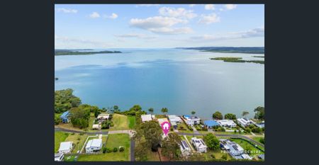 $430 per week - includes electricity & water - Photo 3