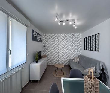 Location Appartement 4 pièces 74m² - Photo 1