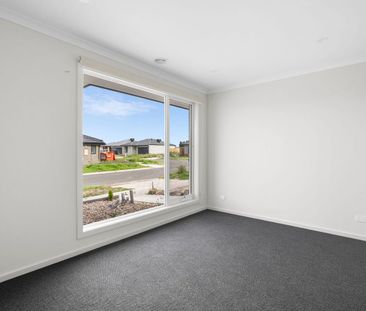 New beginnings this way - Photo 1