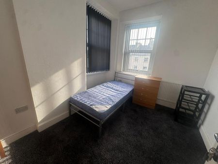 4 bedroom house to rent - Photo 4