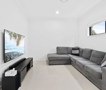 Modern Townhouse in Sought After Location - Photo 1
