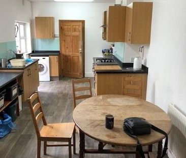 Dongola Road, Bristol - Photo 3