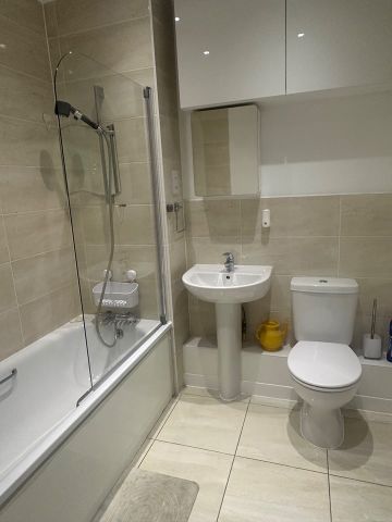 2 Bed Terraced House, Clarence Gardens, LU1 - Photo 5