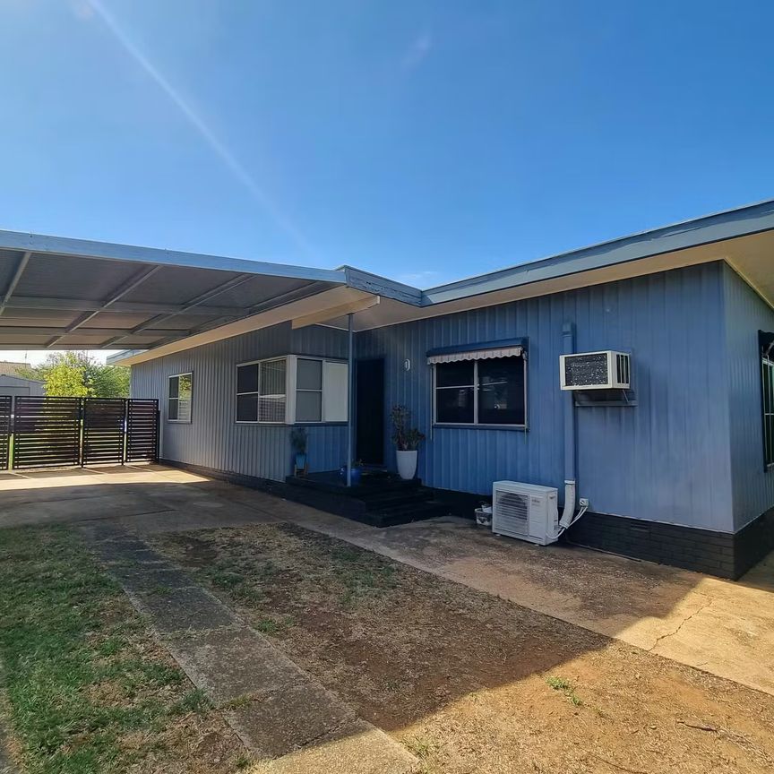 Immaculate Home with Modern Comfort - Photo 1