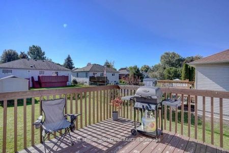 For Lease - 47 Acorn Crescent Unit# Main, Wasaga Beach, Ontario - Photo 3