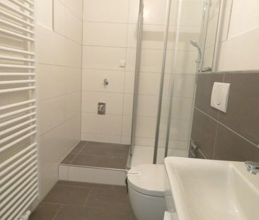 *** Moderne 2-Zi-Wohnung mit Loggia in Essen-Frohnhausen sucht eine... - Photo 3