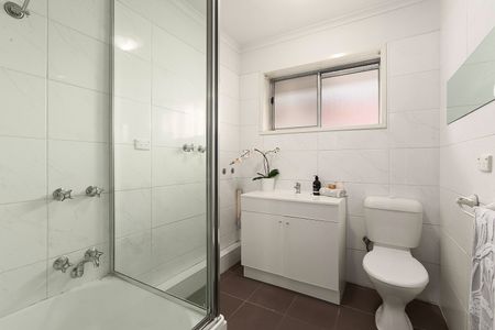 5/36 King Street, Essendon VIC 3040 - Photo 5