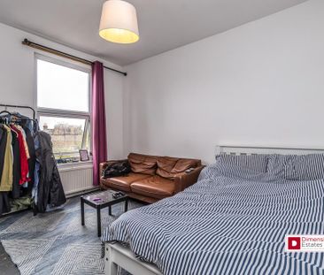 4 bedroom terraced house to rent - Photo 4