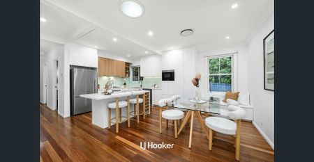 Lovely Modern Family Home for Convenient Lifestyle - Photo 4