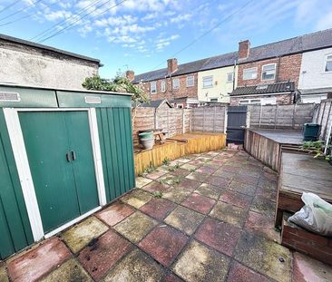 2 bedroom terraced house to rent - Photo 2