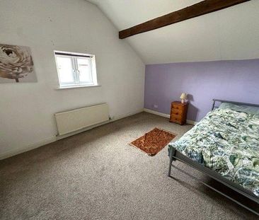 2 bedroom barn conversion to rent - Photo 3