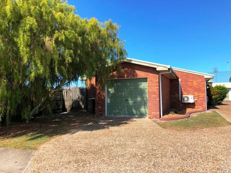 1/91 Juliet Street, Mackay - Photo 2