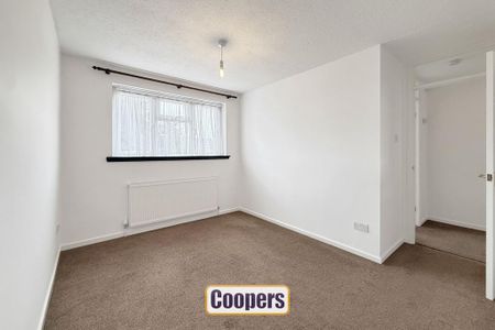 3 bedroom link detached house to rent - Photo 5