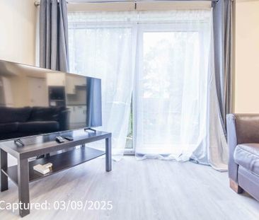 19 Yarburgh Way, Badger Hill - Photo 6