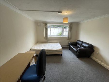 5 bedroom maisonette to rent - Photo 4