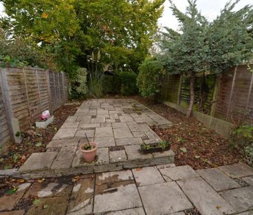 3 bedroom terraced house to rent - Photo 3