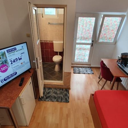 Eroii revolutiei giurgiului vila - Fotografie 4