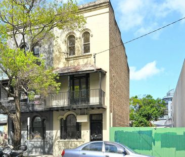 Beautifully Presented Home In Prime St Peters Location - Photo 3
