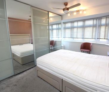 3 bedroom semi-detached house to rent - Photo 4