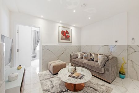 4 Bed Flat, Cumberland Court, W1H - Photo 2