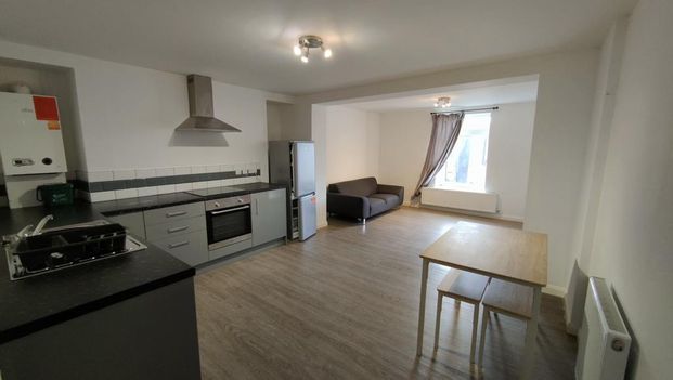 1 bedroom flat to rent - Photo 1