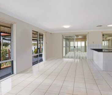 Burleigh Waters - Photo 2