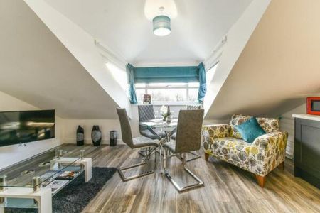 Windmill View Loft Apartment, 126 Acomb Road - Photo 5