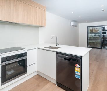 Desireable new build - Photo 6