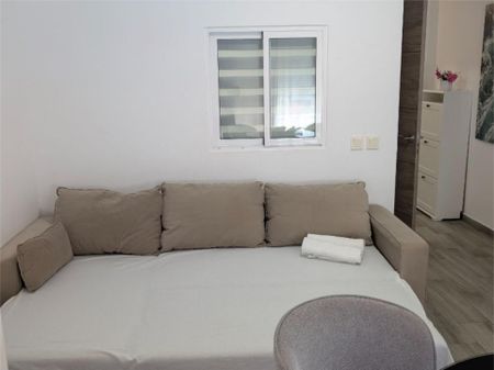 Piso de alquiler en Calle Campillos, 4, Manantiales - Estación de Autobuses - Photo 5