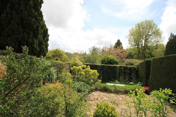 Turleigh, Bradford On Avon, BA15 - Photo 1