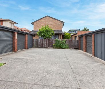 4/46 Richardson Street, Essendon VIC 3040 - Photo 6