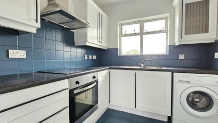 Apt 3, 141a Larne Road, - Photo 4