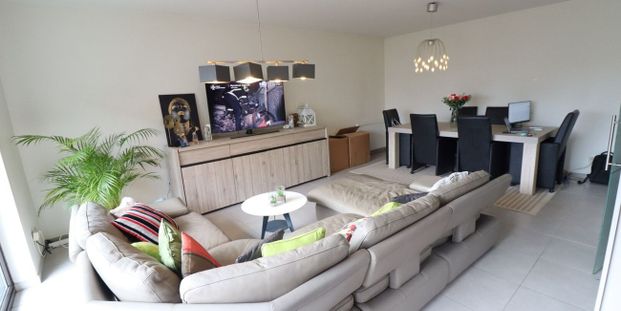 Appartement te huur in Hamme voor € 800 met 2 slaapkamers - Photo 1