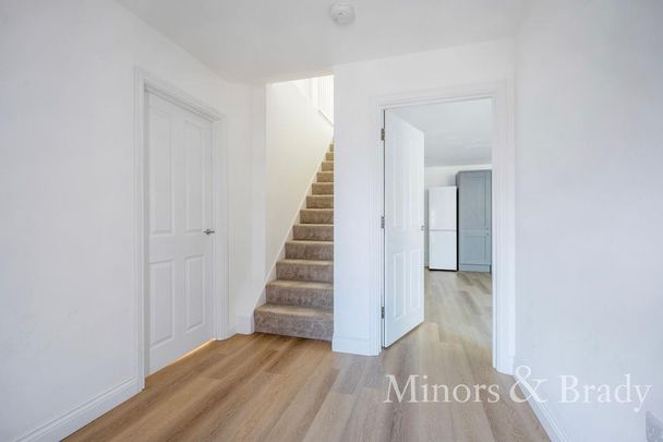 4 bedroom townhouse to rent - Photo 1